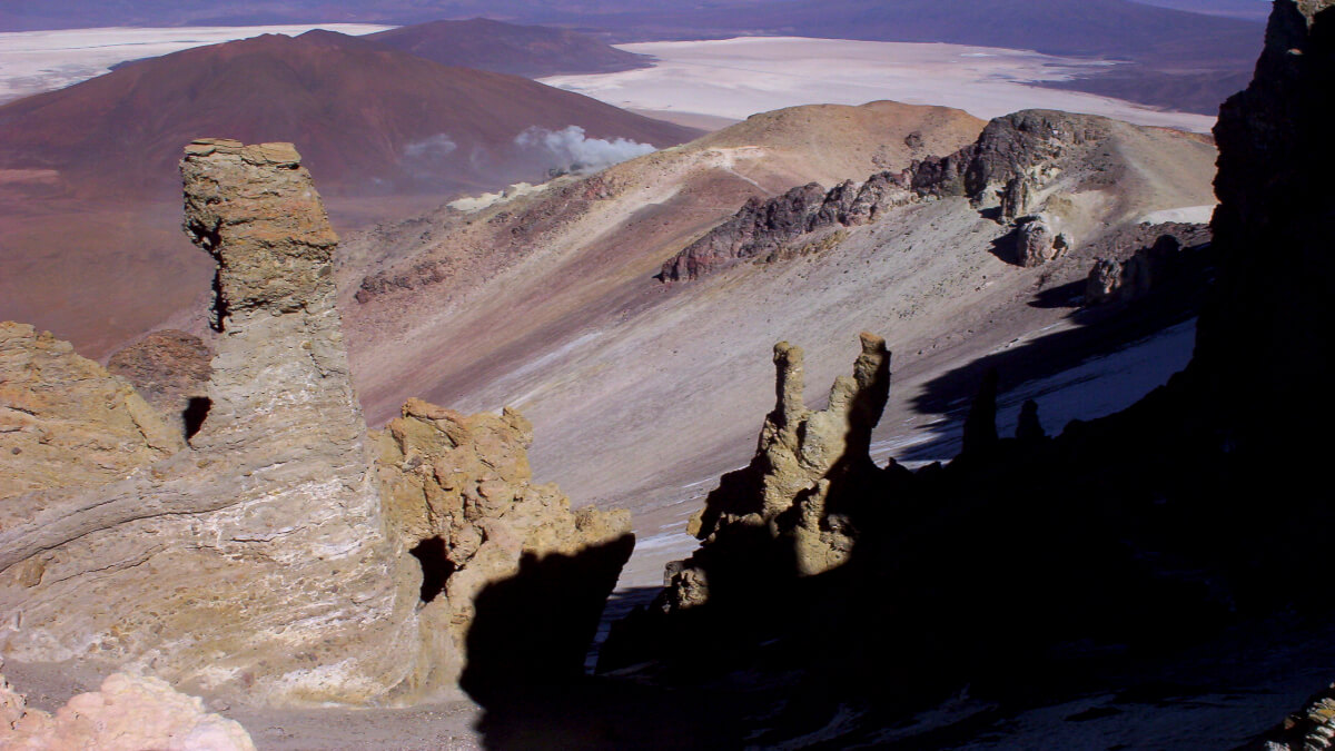 Der Vulkan Ollagüe (5870m) in Bolivien