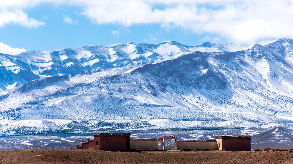 Marokko Abenteuer Crossing the High Atlas mountains in Morocco