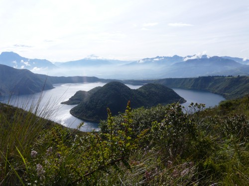 Laguna-Cuicocha-Ecuador