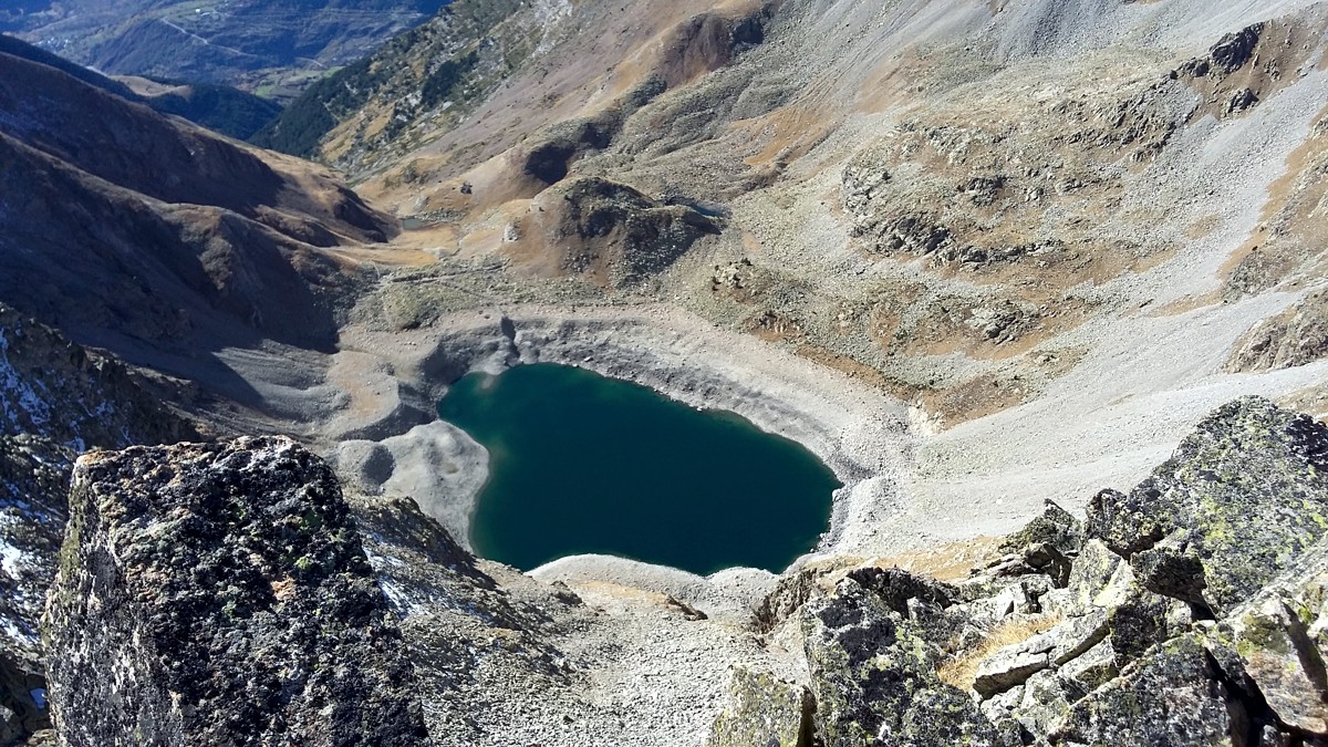 Pyrenaeen Ibon de sen vom Pica Sierra